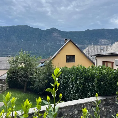Nas Mali Raj - Hisa V Bovcu Bovec